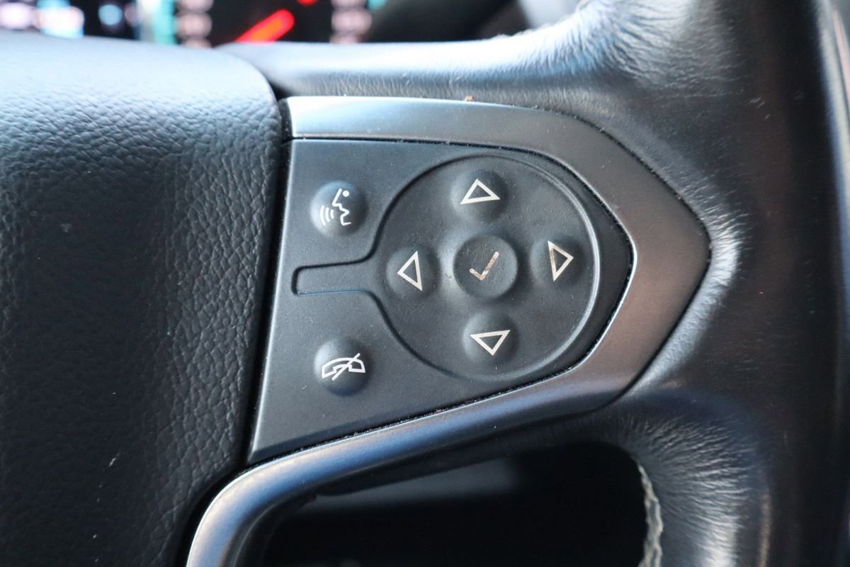 Used 2018 Chevrolet Tahoe Premier image 16