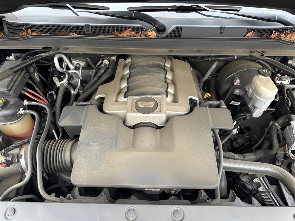 Used 2019 Cadillac Escalade ESV Luxury image 16