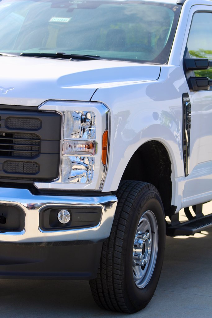 New 2026 Ford F250 XL AWD/4WD image 15