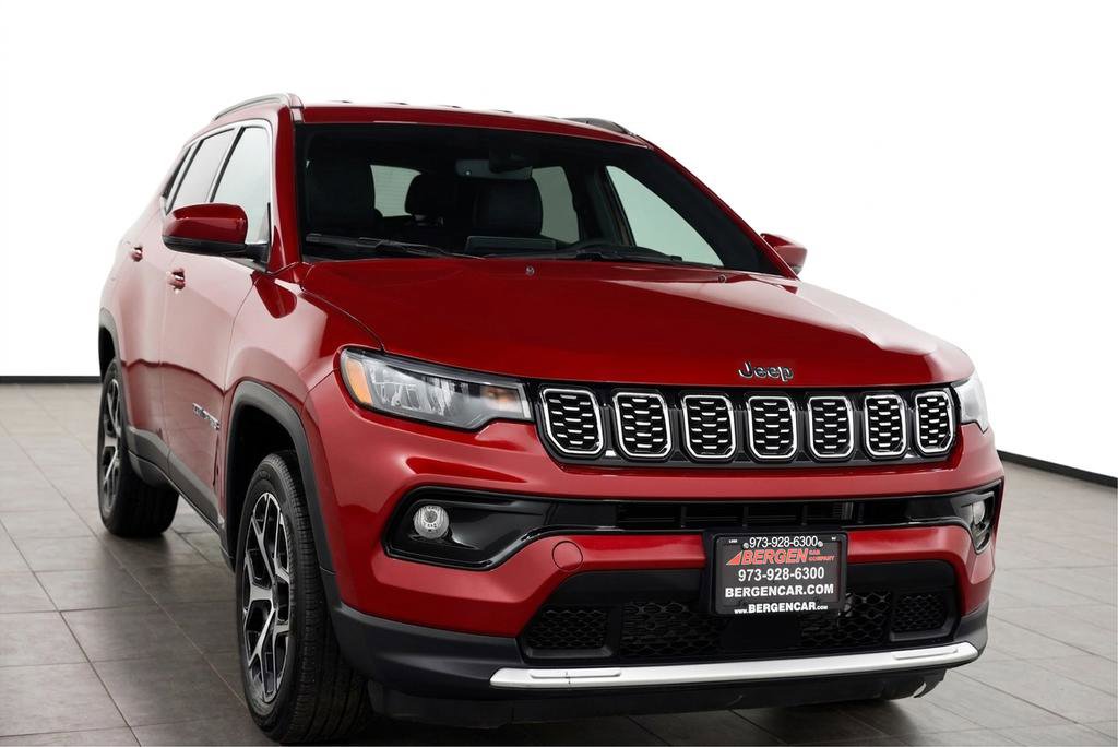 Used 2025 Jeep Compass Limited AWD/4WD image 1