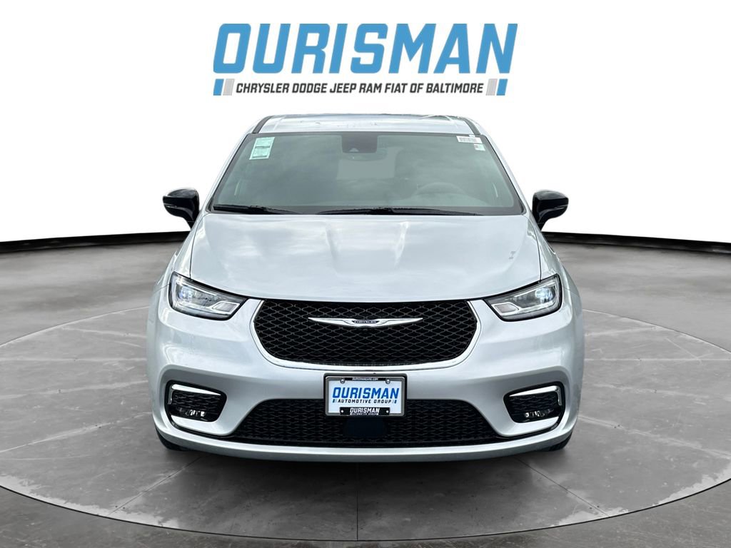 New 2026 Chrysler Pacifica Select image 8