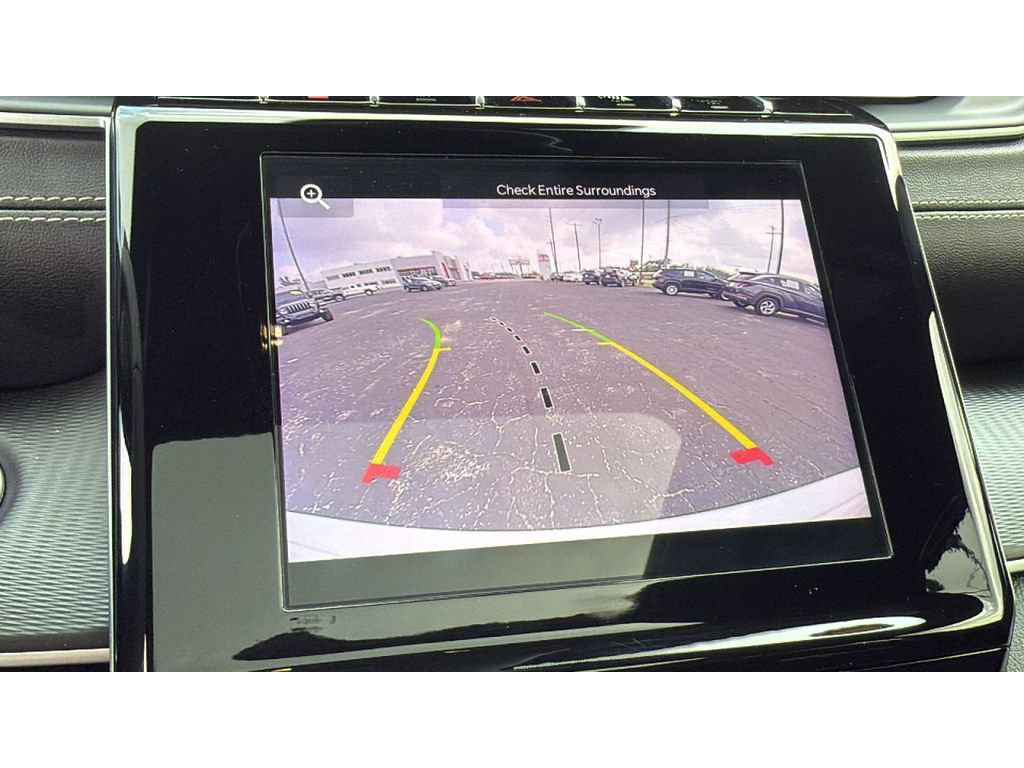 Used 2024 Jeep Grand Cherokee Altitude AWD/4WD image 16