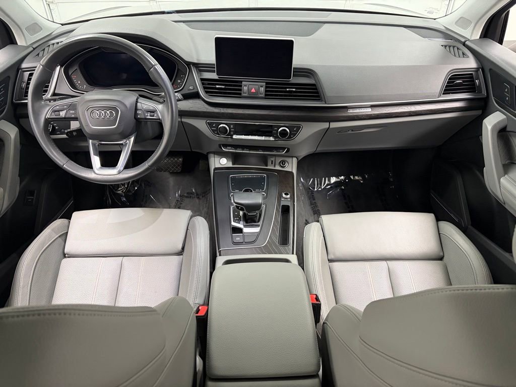 Used 2020 Audi Q5 2.0T Premium Plus w/ Premium Plus Package image 19