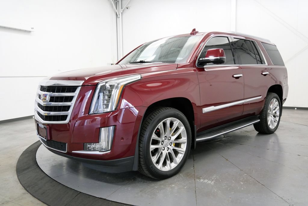 Used 2020 Cadillac Escalade Luxury AWD/4WD image 3