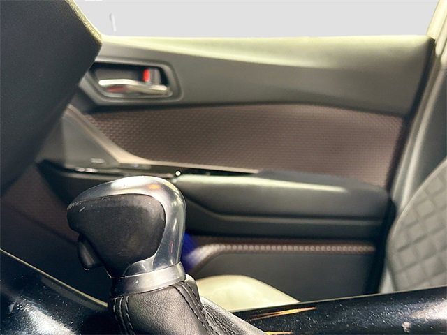 Used 2019 Toyota C-HR Limited image 16