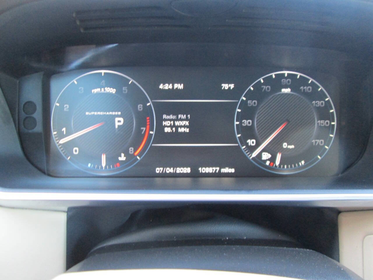 Used 2016 Land Rover Range Rover Long Wheelbase Supercharged image 11