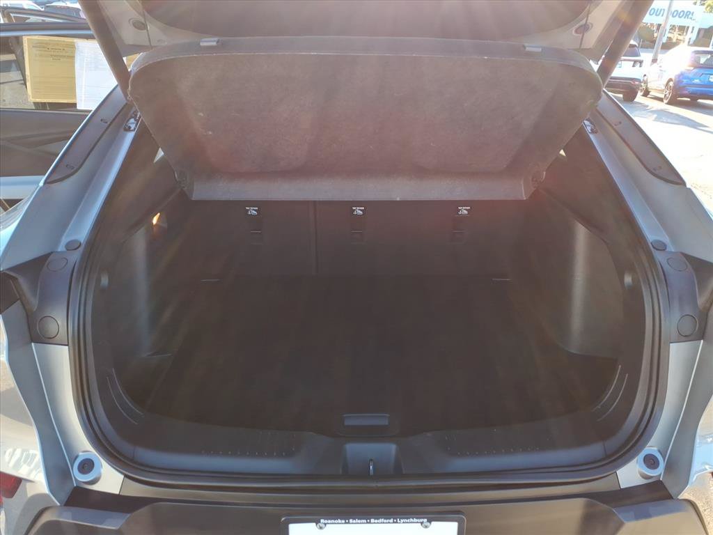 Used 2024 Buick Envista Preferred w/ Convenience I Package FWD image 14