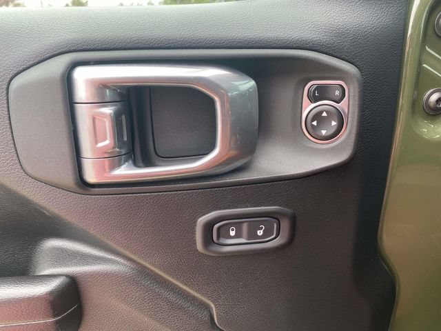 Used 2021 Jeep Wrangler Unlimited Sport AWD/4WD image 13