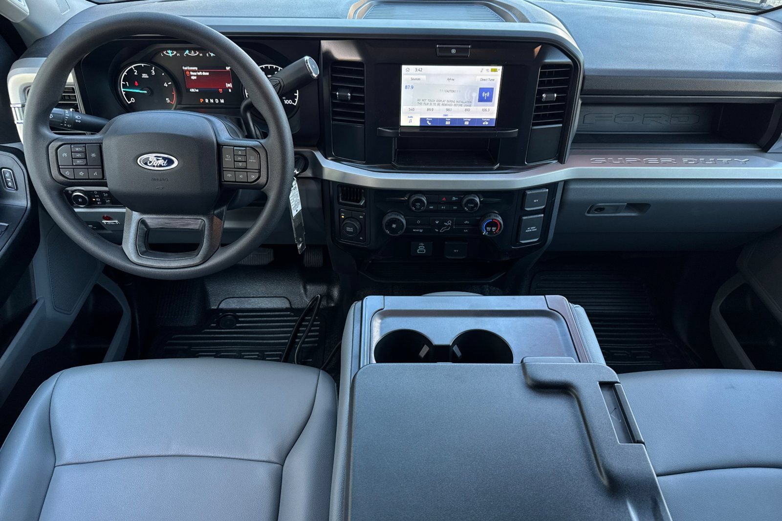 New 2025 Ford F550 4x4 SuperCab Super Duty image 15