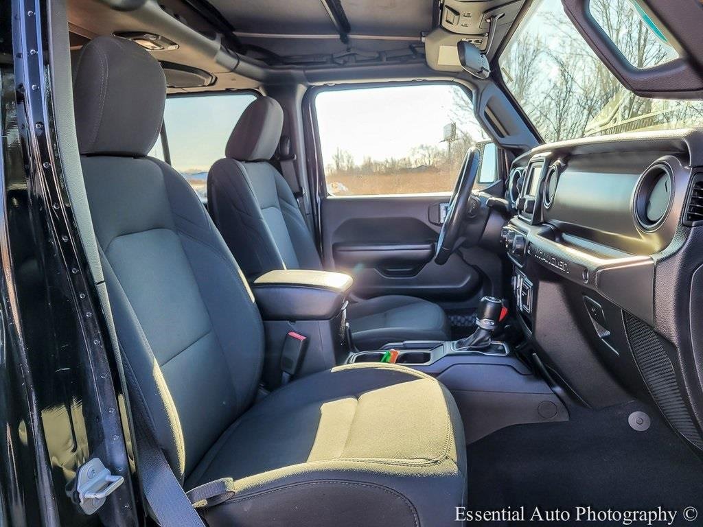 Used 2018 Jeep Wrangler Unlimited Sport S image 31