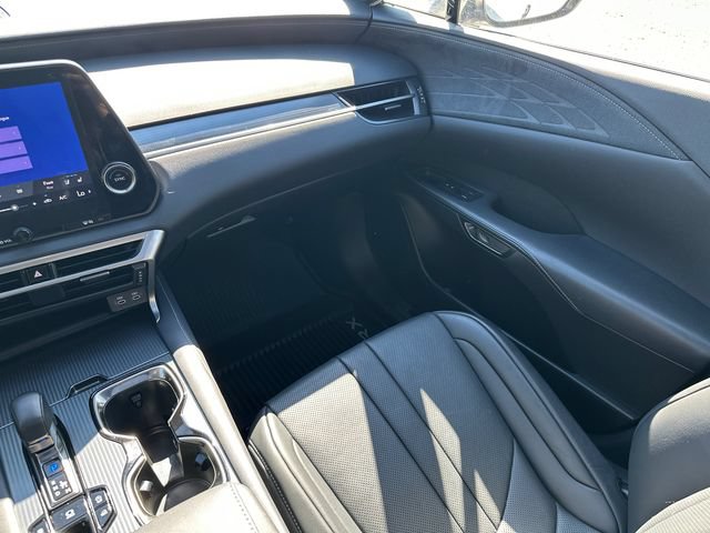Used 2023 Lexus RX 350 F Sport w/ Accessory Package AWD/4WD image 25