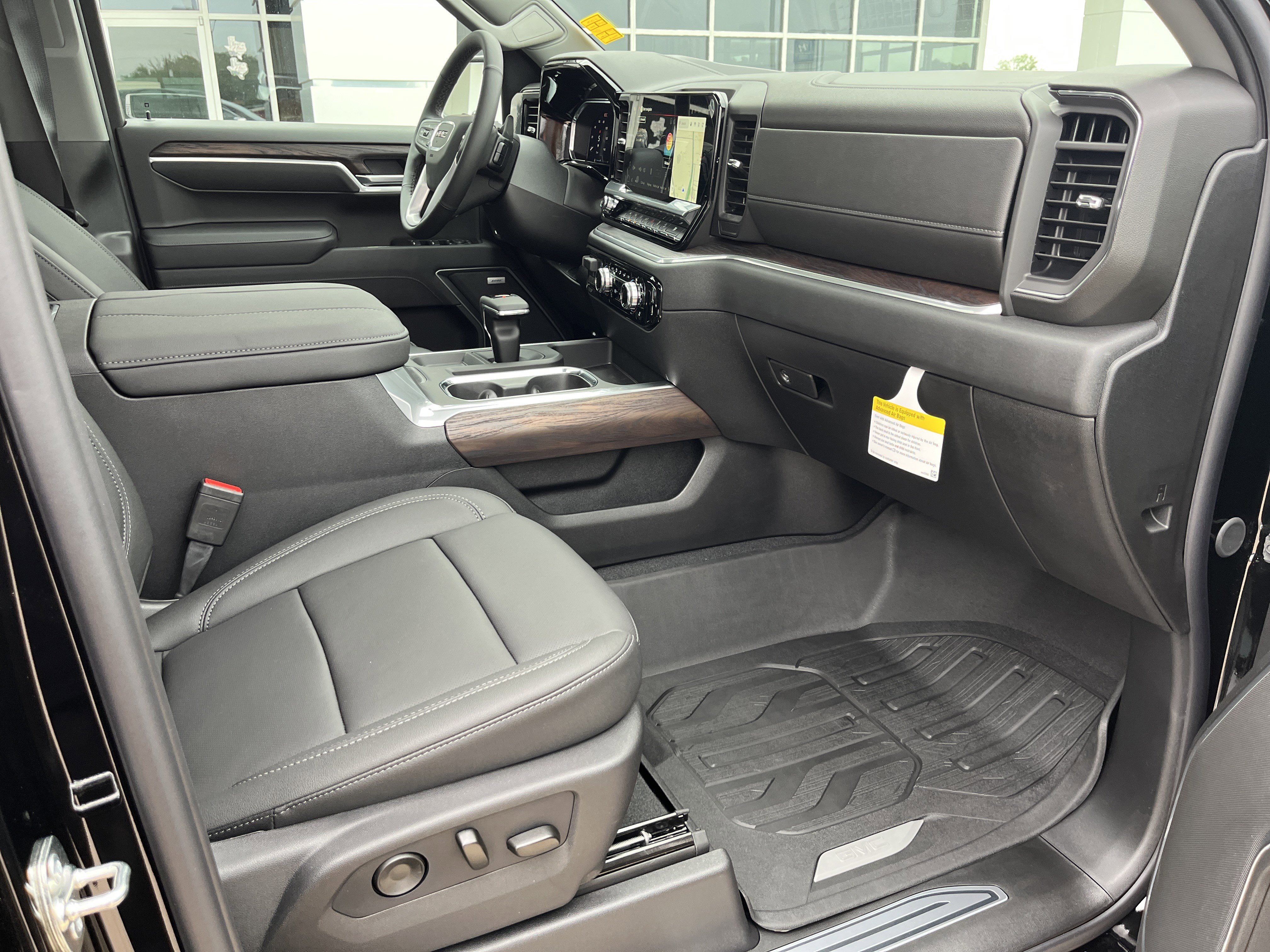 New 2026 GMC Sierra 1500 SLT w/ SLT Premium Plus Package AWD/4WD image 17