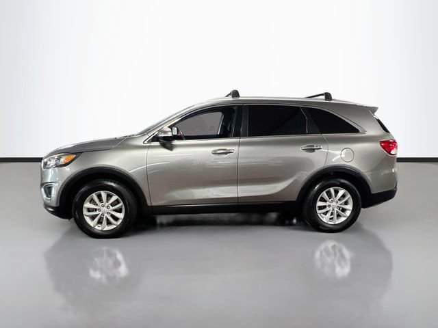 Used 2018 Kia Sorento FWD image 4