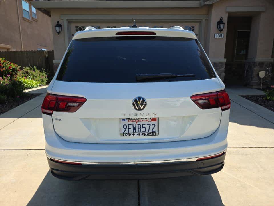 Used 2023 Volkswagen Tiguan SE FWD image 2