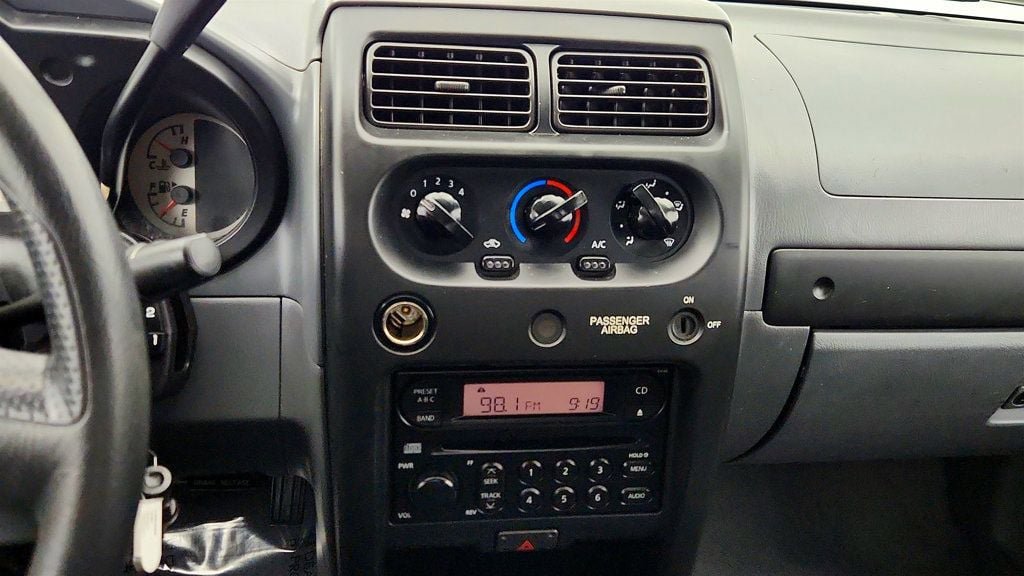 Used 2004 Nissan Frontier XE w/ (VTP) Value Truck Pkg image 17