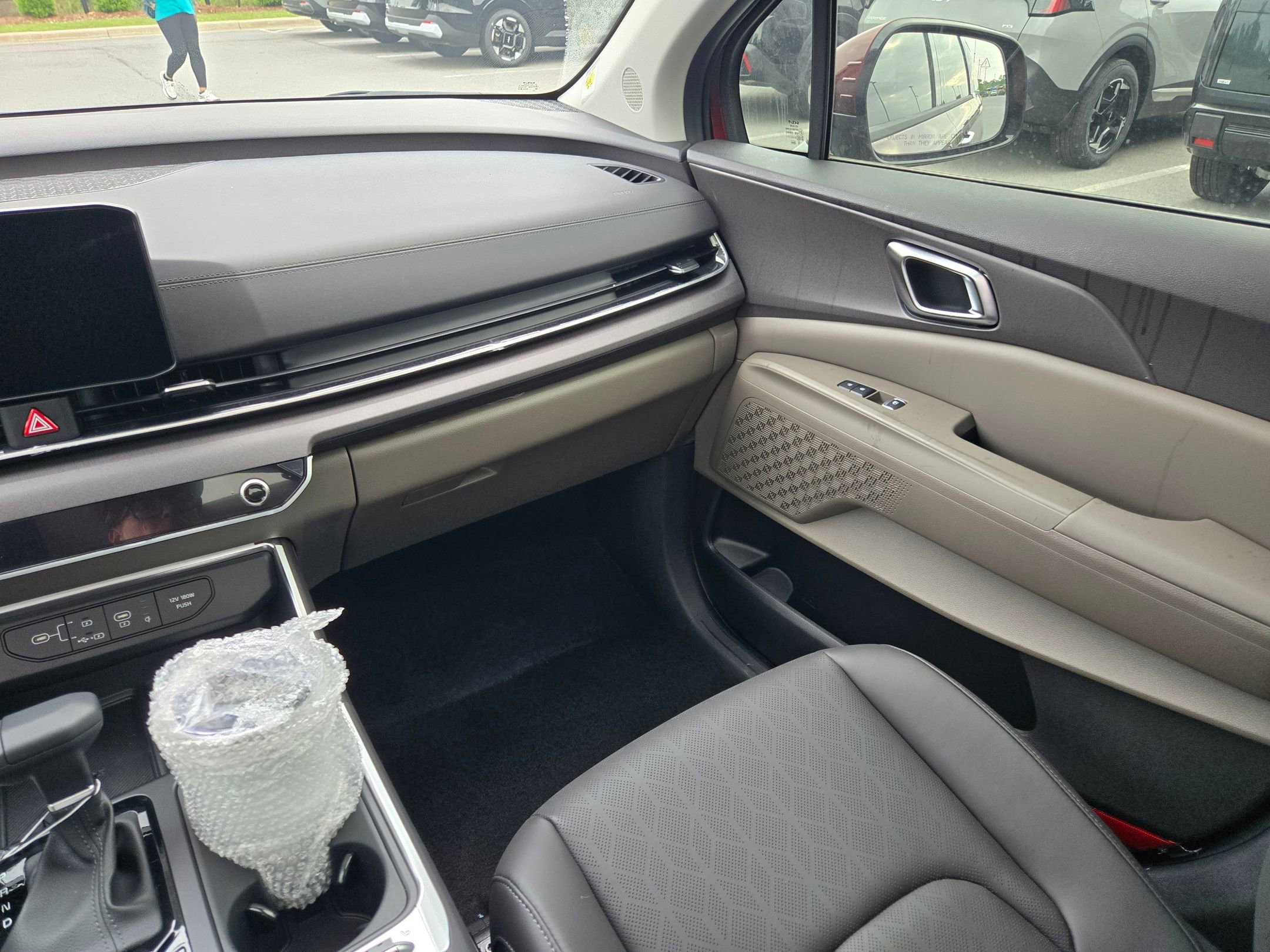 New 2026 Kia Carnival SX FWD image 11