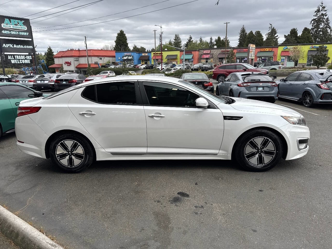 Used 2012 Kia Optima Hybrid w/ Hybrid Convenience Pkg FWD image 8