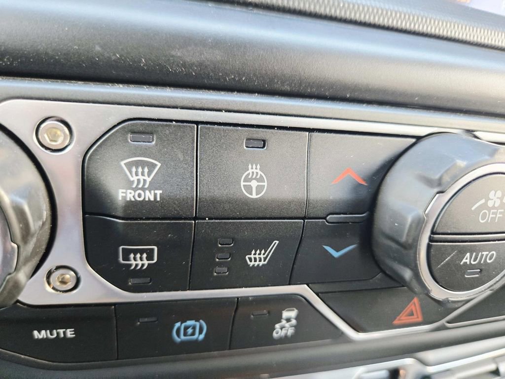 Used 2021 Jeep Wrangler Unlimited Rubicon 4xe w/ Steel Bumper Group image 35