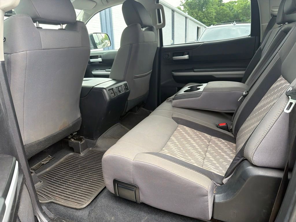 Used 2020 Toyota Tundra SR5 w/ SR5 Upgrade Package AWD/4WD image 15