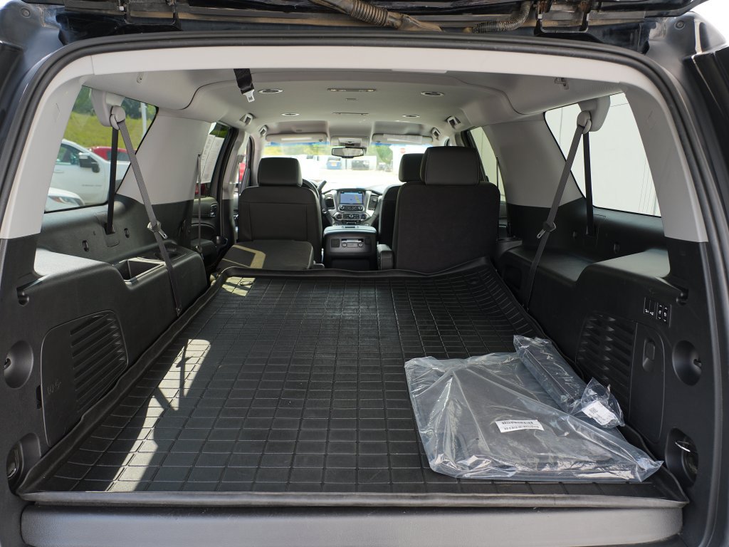 Certified 2020 Chevrolet Suburban Premier w/ RST 6.2L Performance Edition AWD/4WD image 26