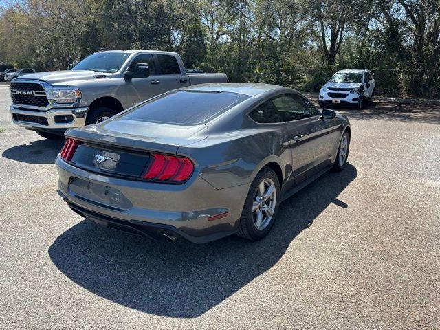 Used 2018 Ford Mustang Coupe RWD image 8