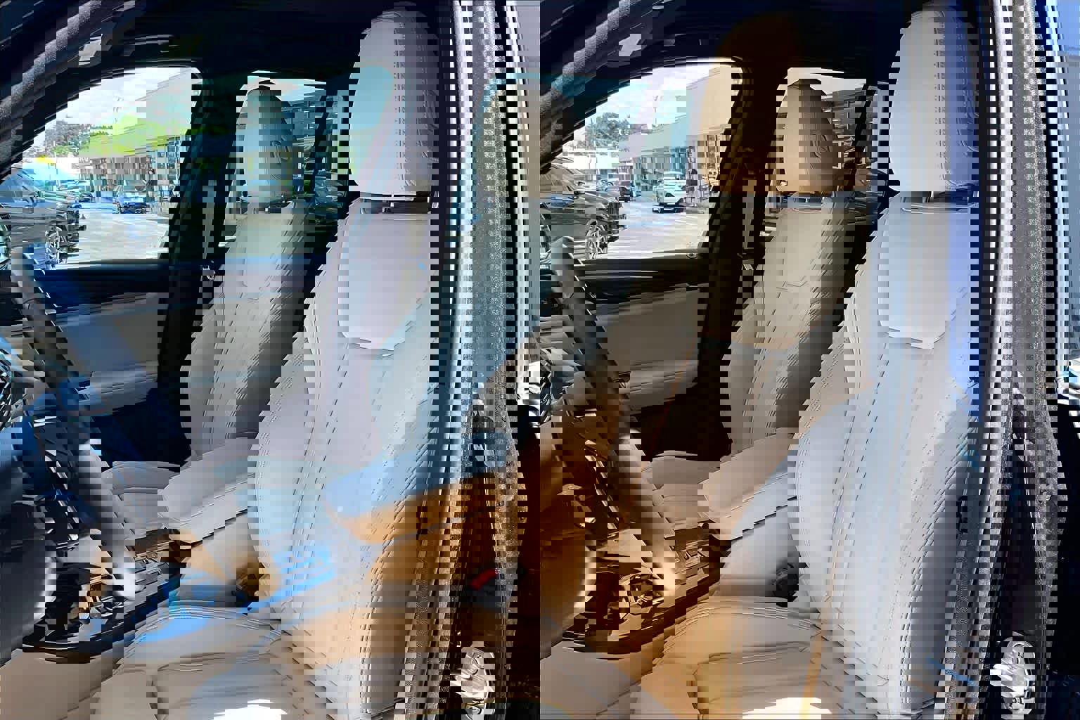 Used 2019 BMW X3 sDrive30i w/ Premium Package image 7