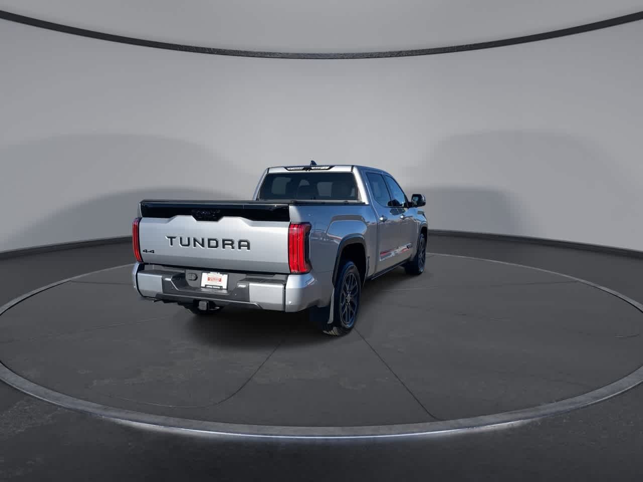 Used 2023 Toyota Tundra Platinum AWD/4WD image 9