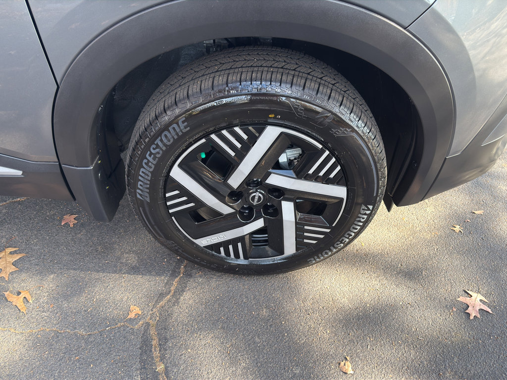 New 2026 Nissan Kicks SV w/ Cold Weather Package image 9