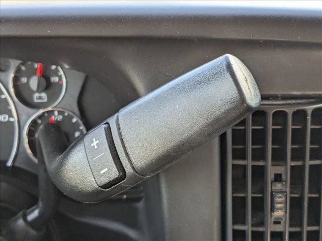 Used 2017 Chevrolet Express 2500 image 12