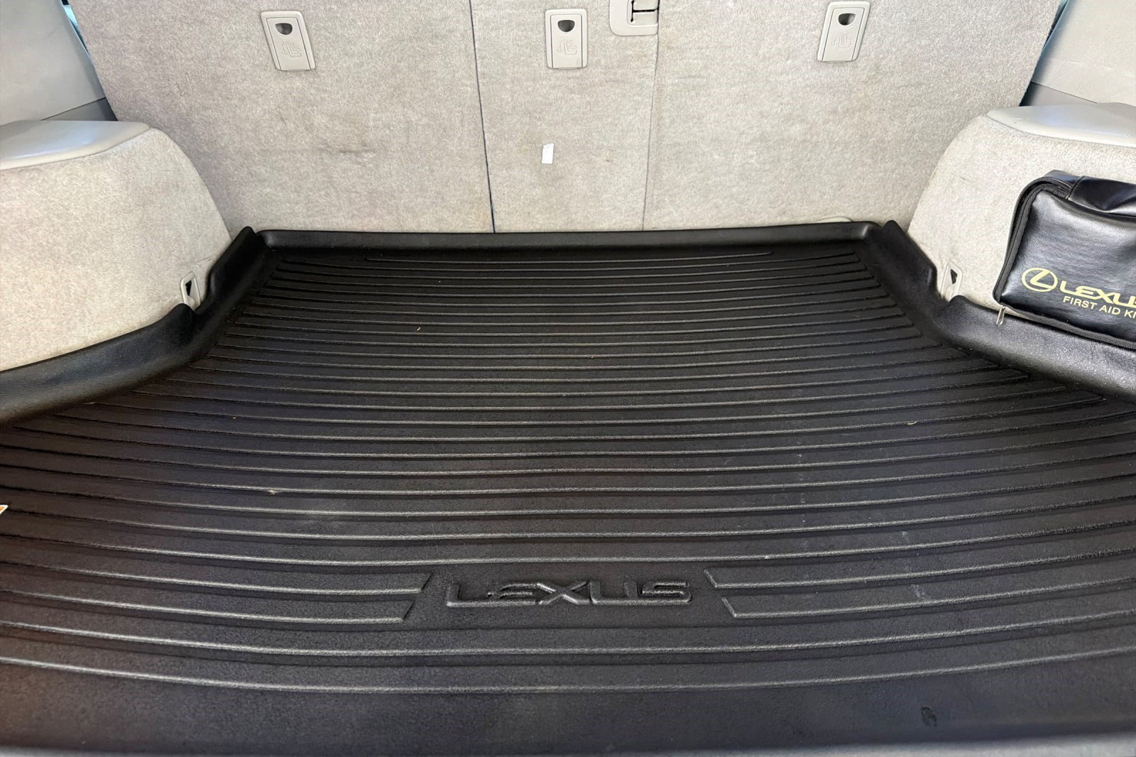 Used 2006 Lexus RX 330 FWD image 19