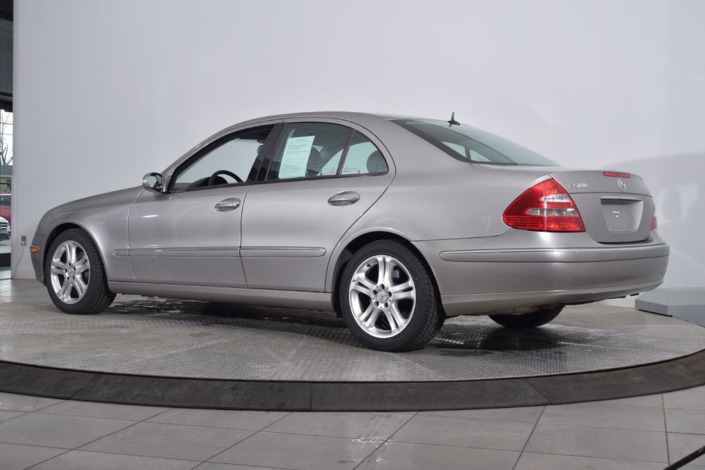 Used 2004 Mercedes-Benz E 500 Sedan image 3