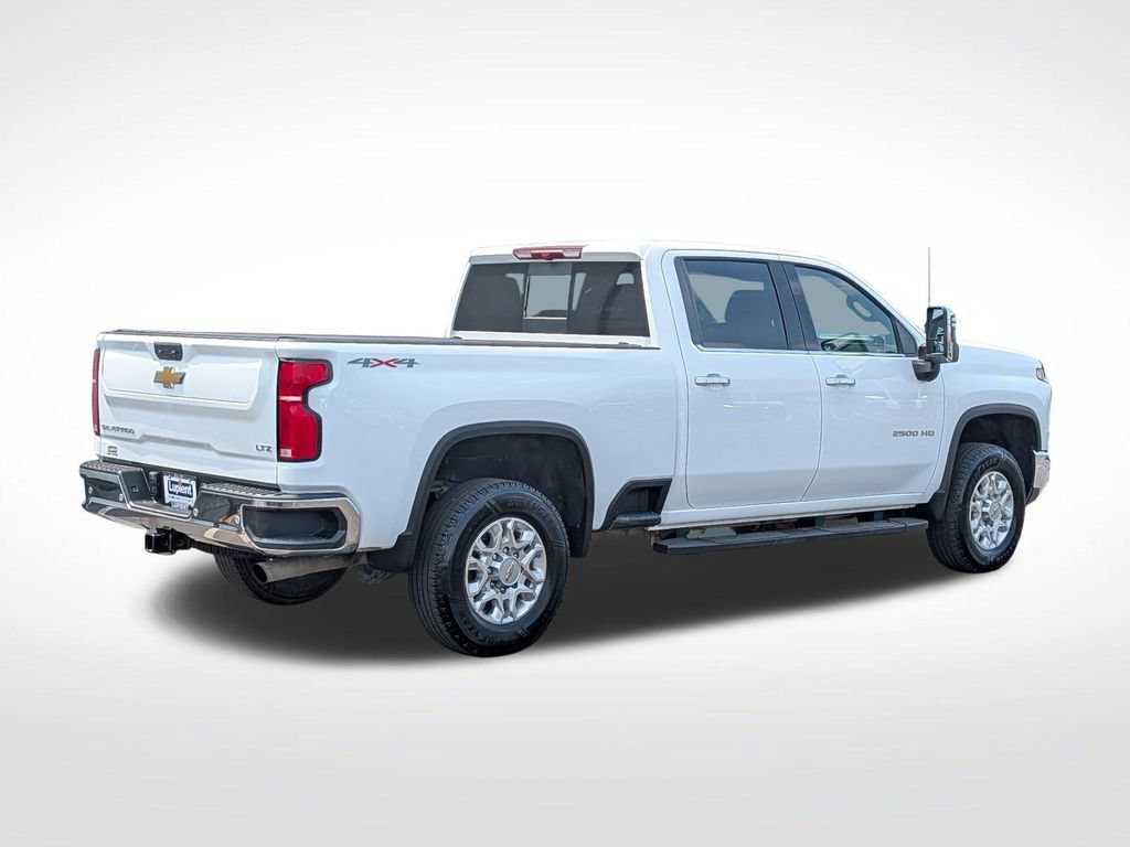 Used 2024 Chevrolet Silverado 2500 LTZ w/ LTZ Convenience Package AWD/4WD video 3