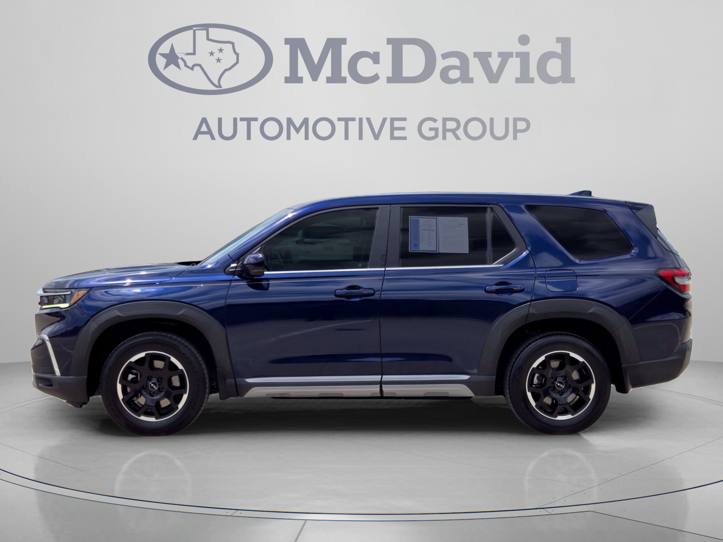 Certified 2025 Honda Pilot EX-L image 2