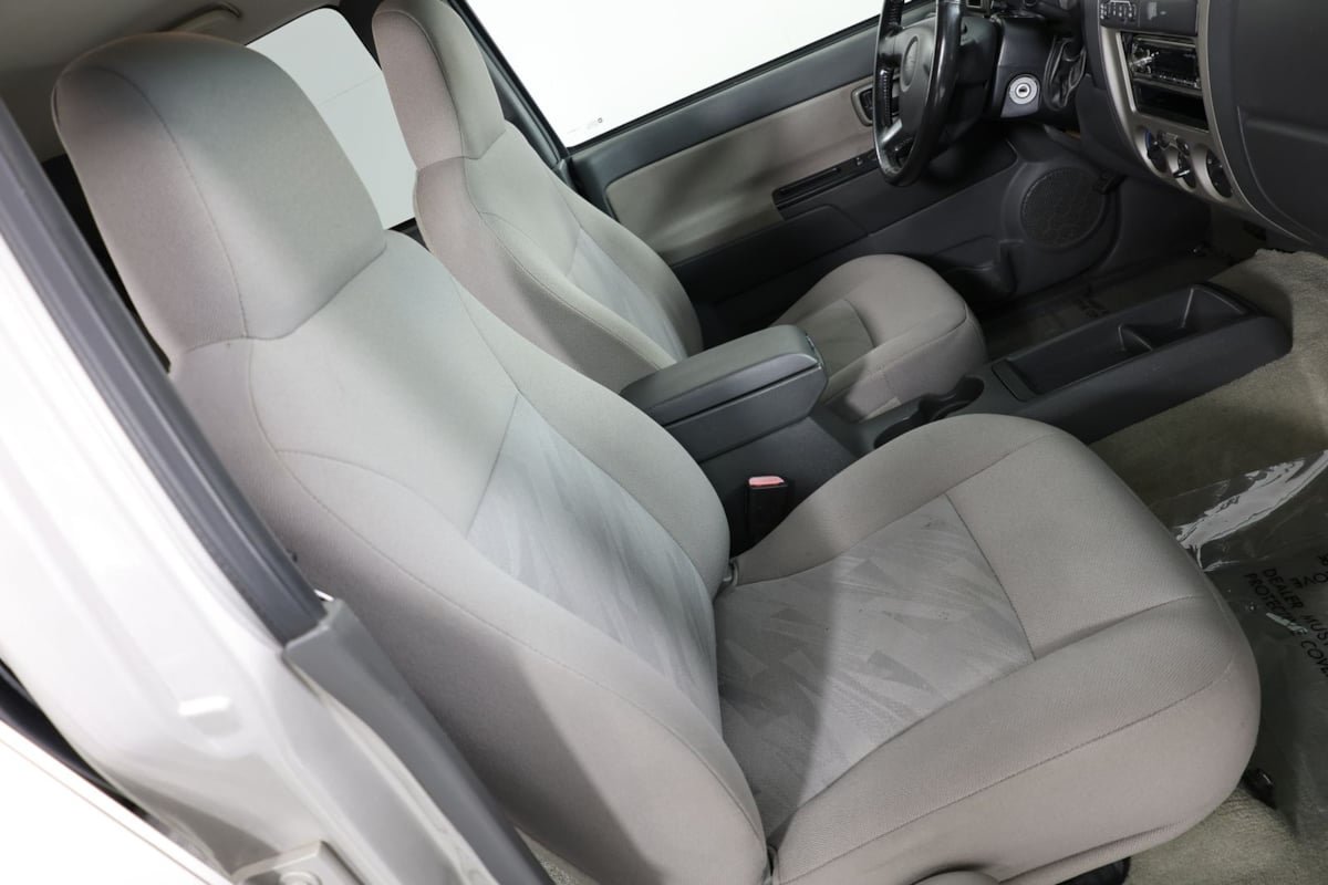 Used 2005 Chevrolet Colorado LS AWD/4WD image 24