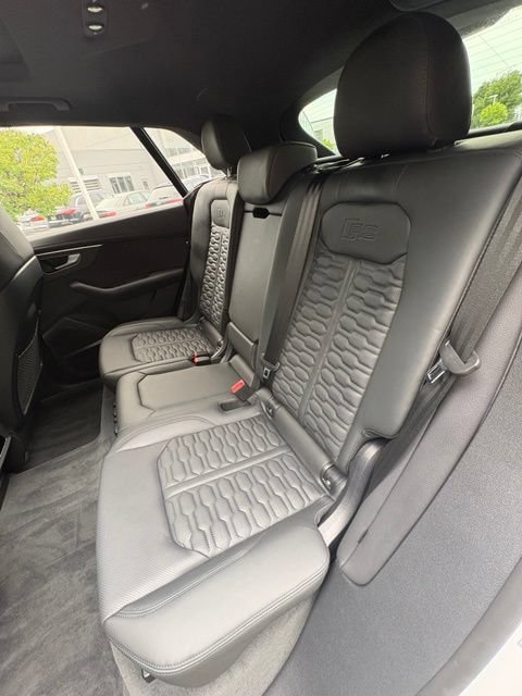 Certified 2025 Audi RS Q8 performance AWD/4WD image 10