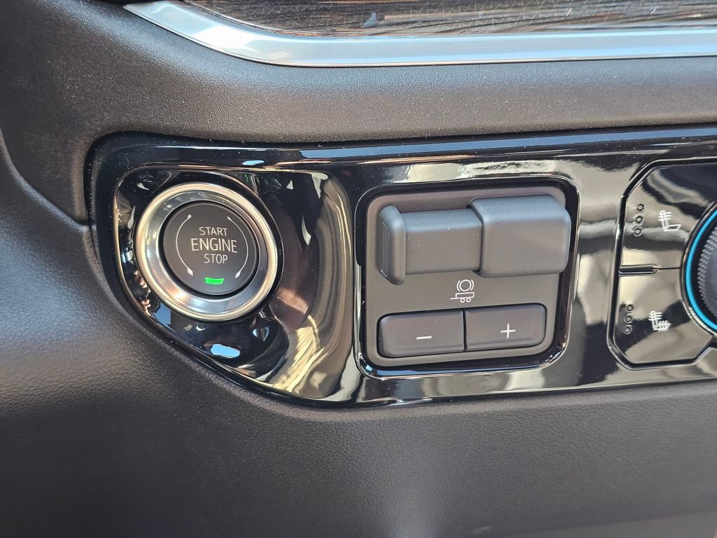 New 2026 Chevrolet Silverado 1500 RST w/ All Star Edition Plus AWD/4WD image 34