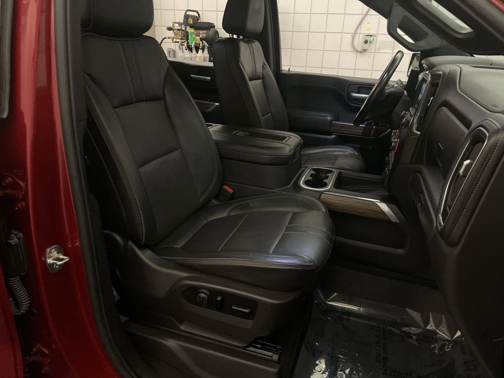 Used 2021 Chevrolet Silverado 1500 High Country w/ Technology Package image 23