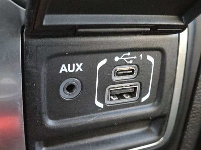 Used 2023 Jeep Wrangler Willys image 6