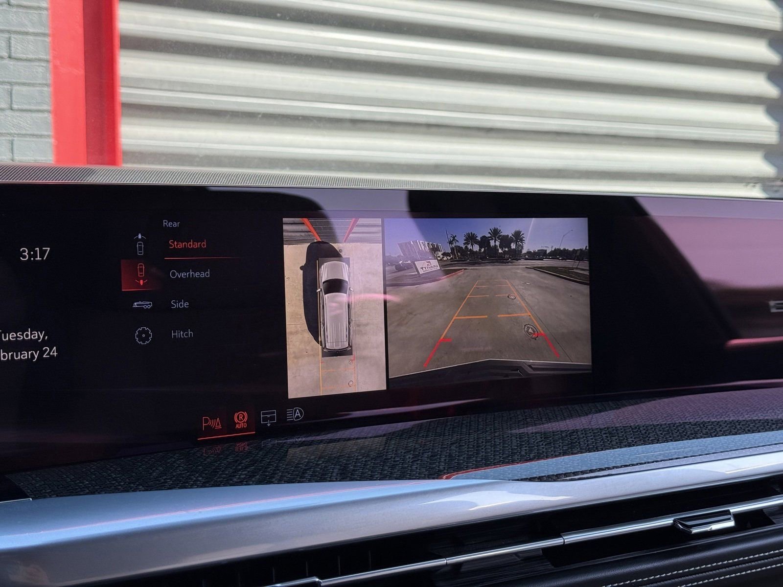 Used 2026 Cadillac Escalade V w/ LPO, ONYX Package image 25