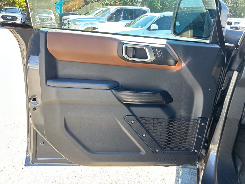 Certified 2024 Ford Bronco Outer Banks AWD/4WD image 9