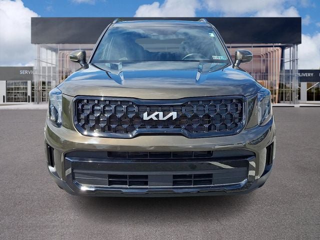 Used 2024 Kia Telluride EX X-Line AWD/4WD image 2