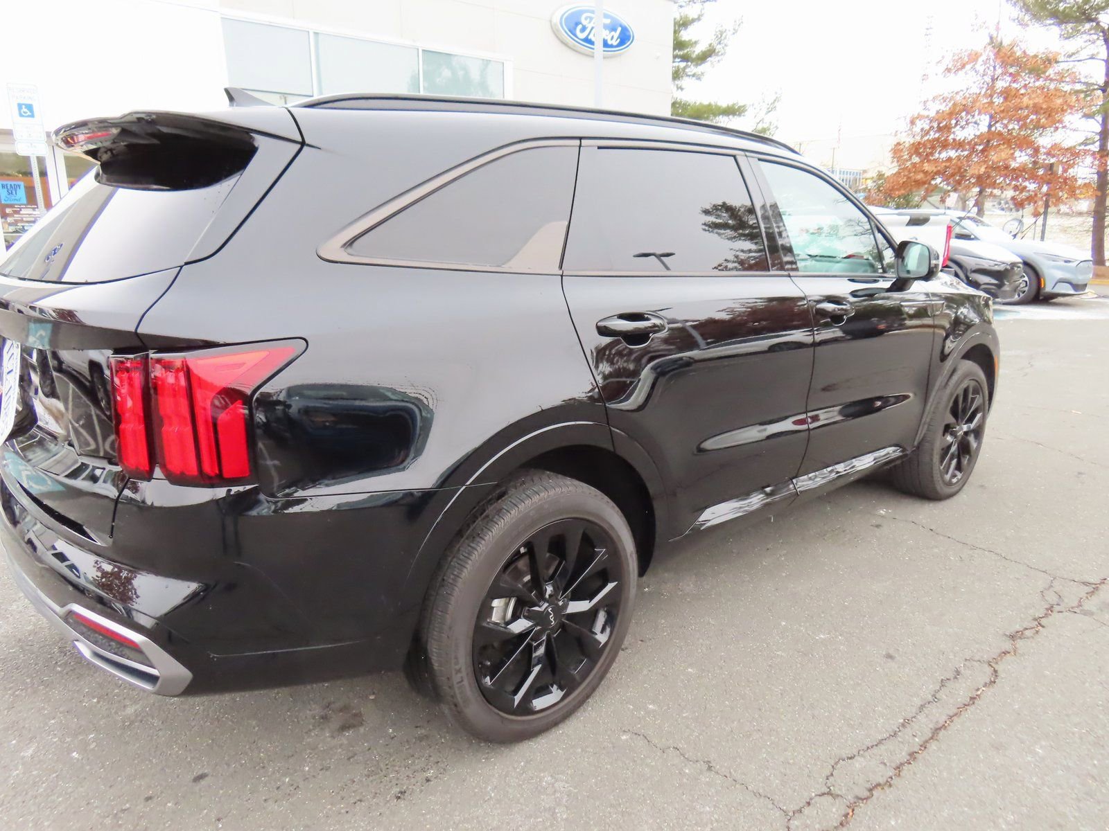 Used 2023 Kia Sorento SX image 5