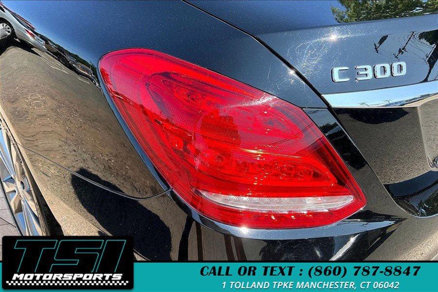 Used 2017 Mercedes-Benz C 300 4MATIC Sedan image 30