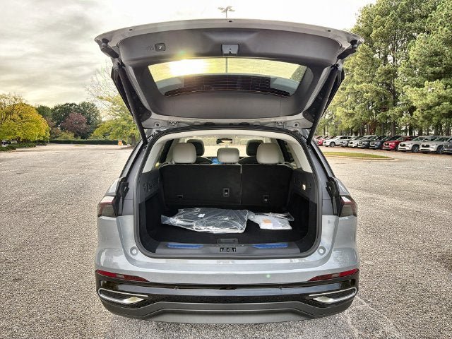 New 2026 Lincoln Nautilus Premier w/ Equipment Group 102A AWD/4WD image 25