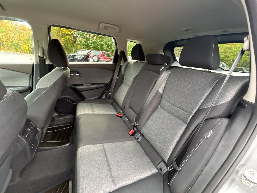 Used 2021 Nissan Rogue SV AWD/4WD image 29