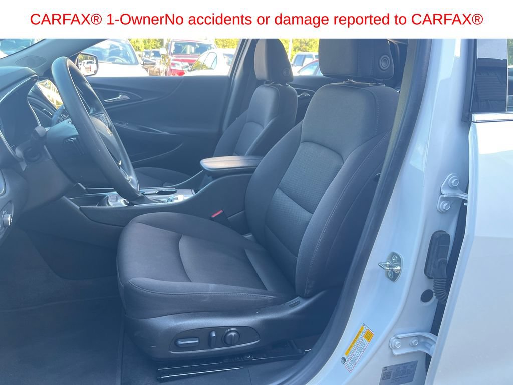 Used 2025 Chevrolet Malibu LT FWD image 11
