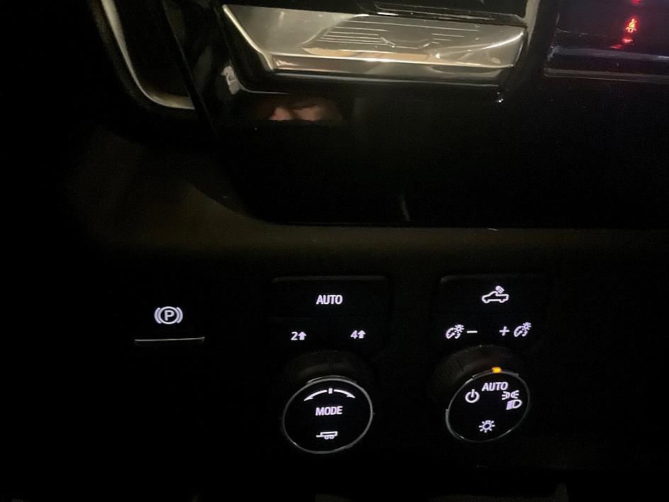 Used 2023 Chevrolet Silverado 1500 LT image 23