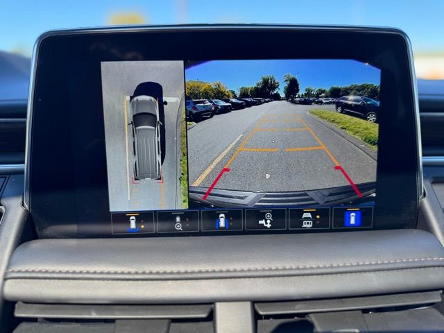 Used 2022 Chevrolet Suburban High Country w/ Premium Package 2 image 21