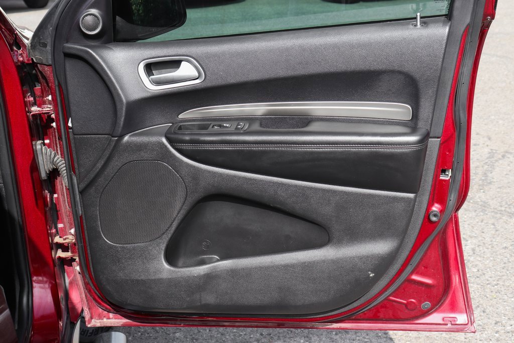 Used 2019 Dodge Durango SXT image 37
