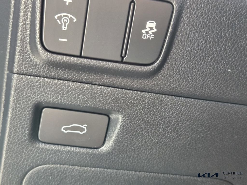 Certified 2025 Kia K5 GT-Line image 31